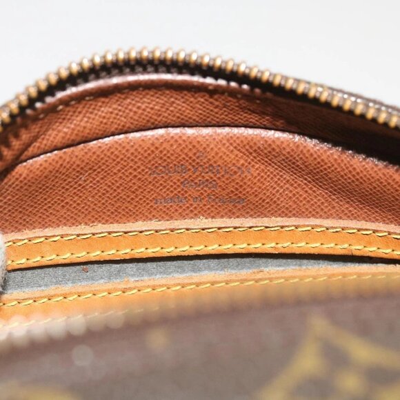 LOUIS VUITTON Monogram Blois Shoulder Bag - Picture 12 of 16